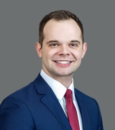 Headshot of Justin Davis
